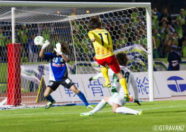 s20131117ikemoto-goal (13)