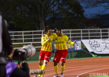 s20131117ikemoto-goal (34)